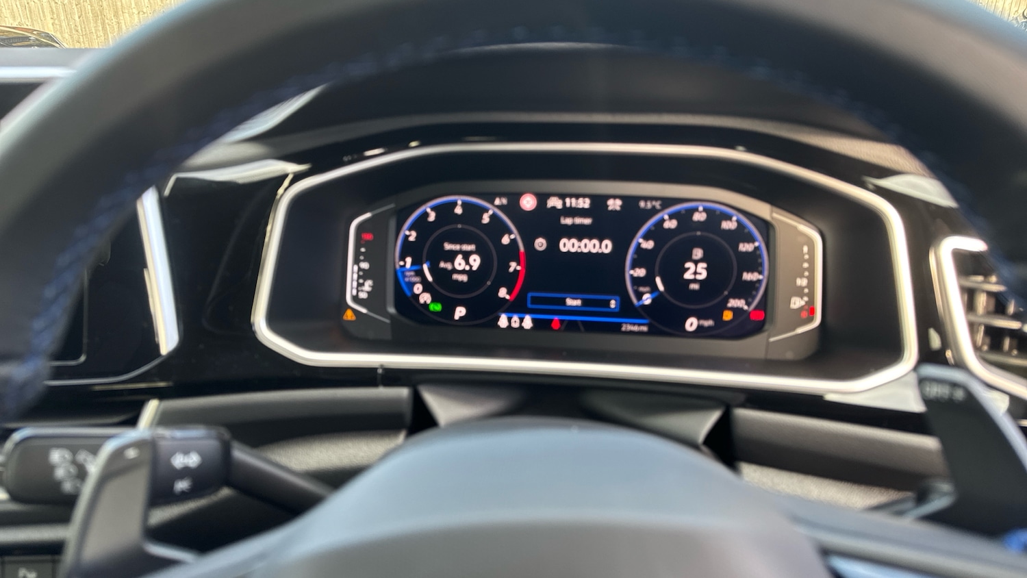 Used Volkswagen T-Roc 2023 for sale - 76355427: Photo 18