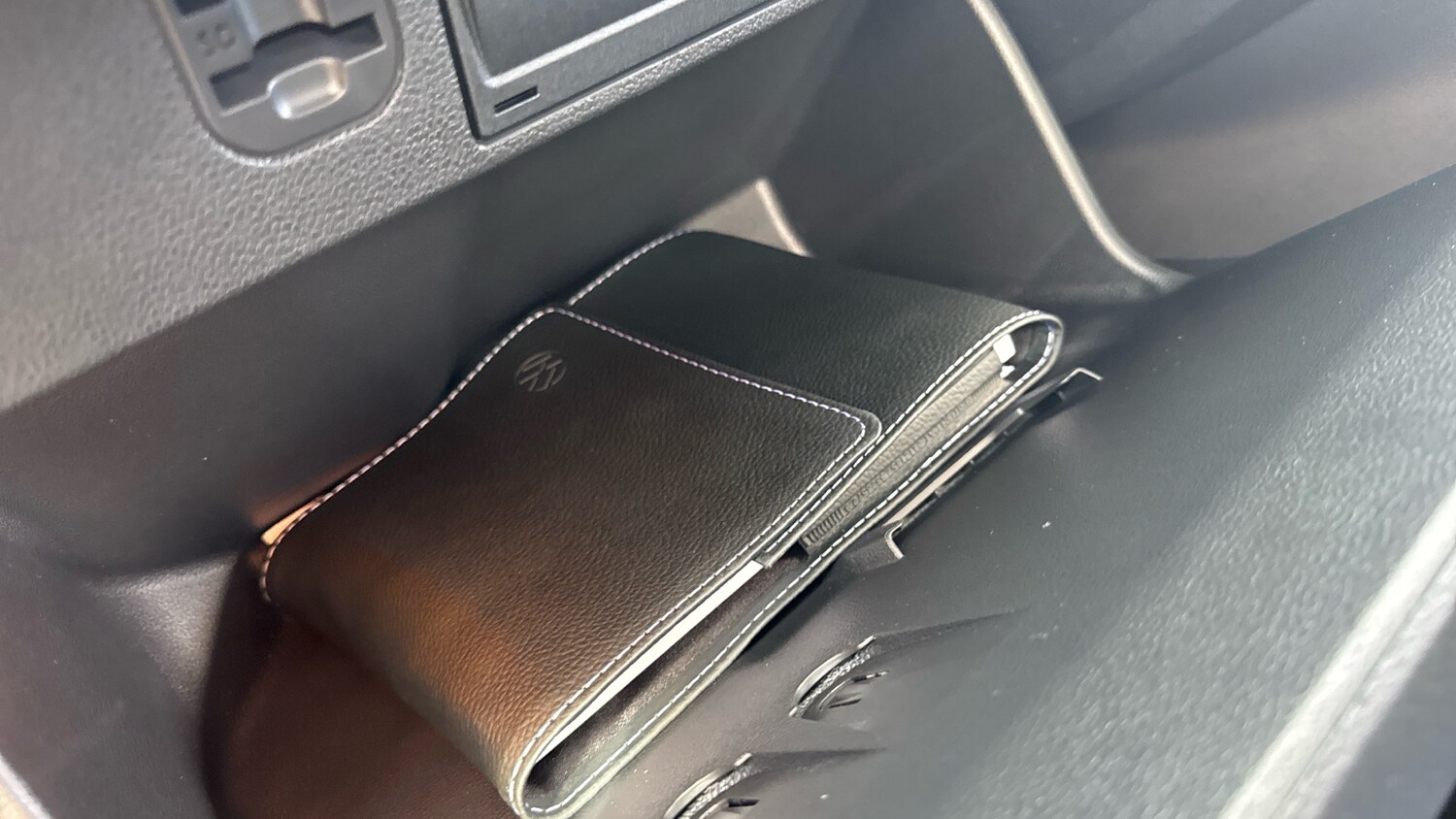 Used Volkswagen T-Roc 2023 for sale - 76355427: Photo 19