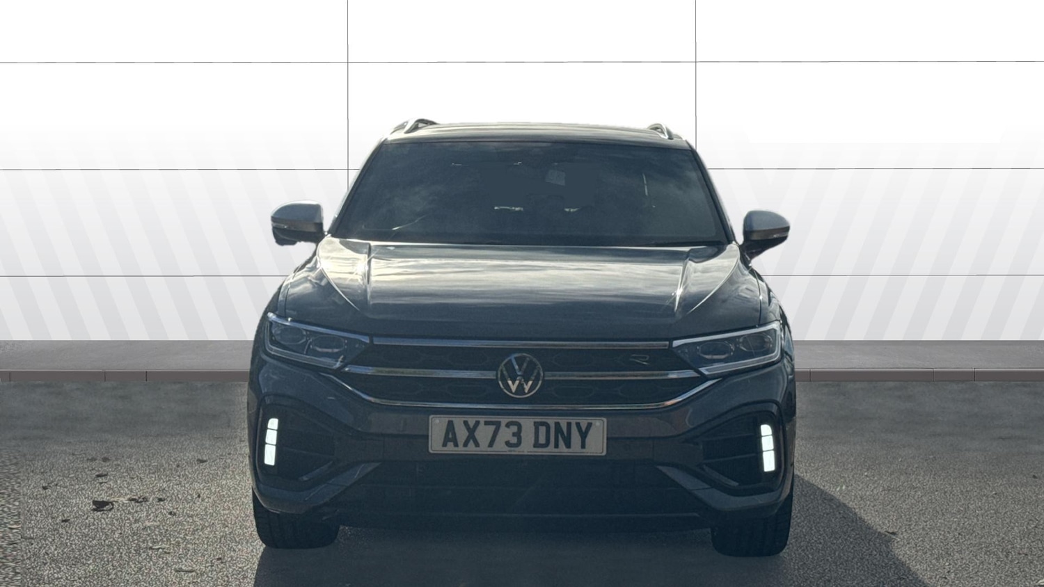 Used Volkswagen T-Roc 2023 for sale - 76355427: Photo 3