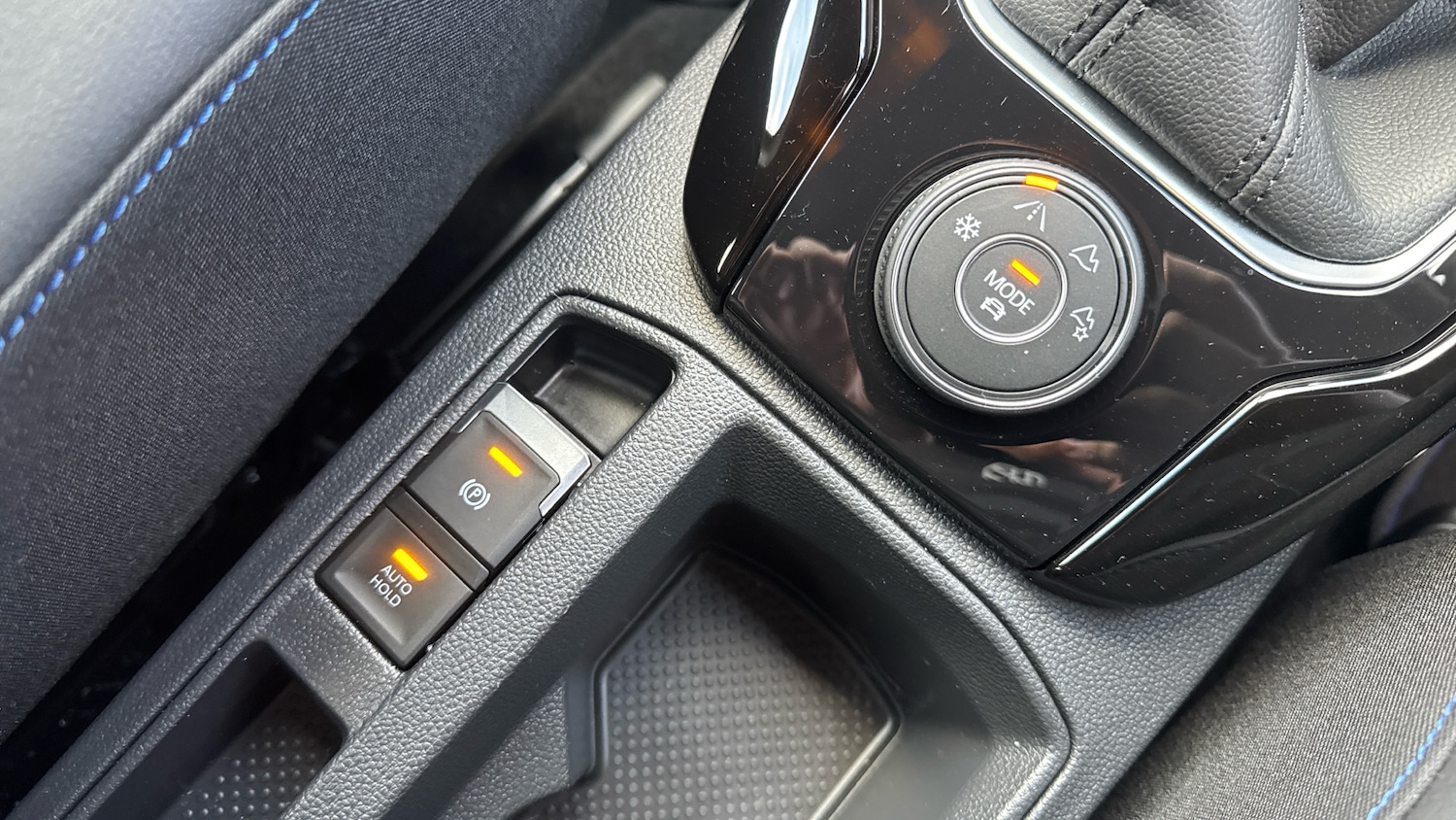 Used Volkswagen T-Roc 2023 for sale - 76355427: Photo 36