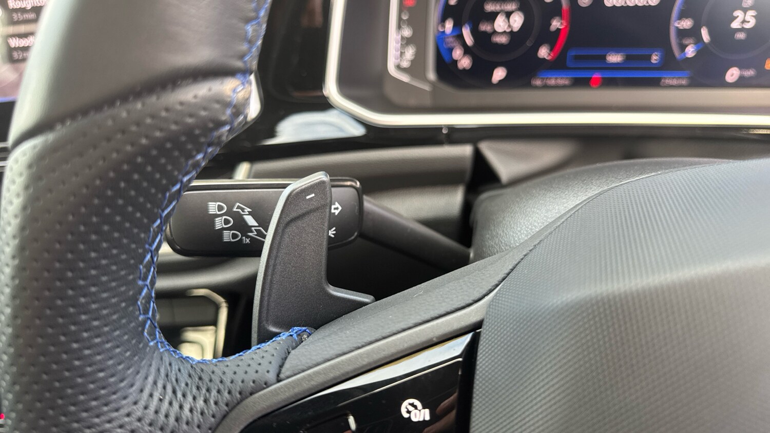 Used Volkswagen T-Roc 2023 for sale - 76355427: Photo 47