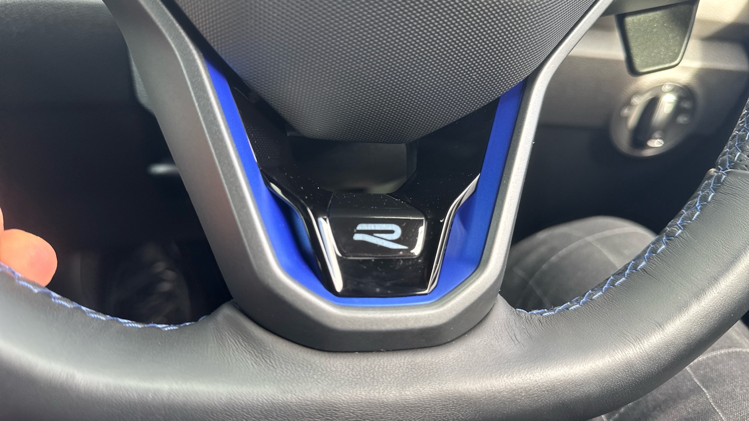 Used Volkswagen T-Roc 2023 for sale - 76355427: Photo 50