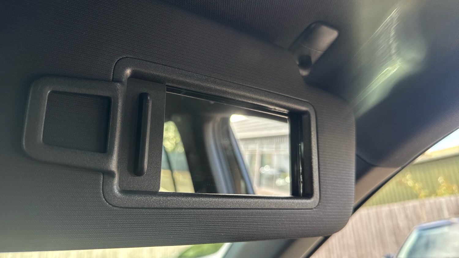 Used Volkswagen T-Roc 2023 for sale - 76355427: Photo 53