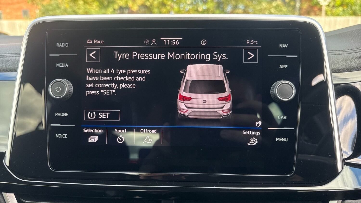 Used Volkswagen T-Roc 2023 for sale - 76355427: Photo 58