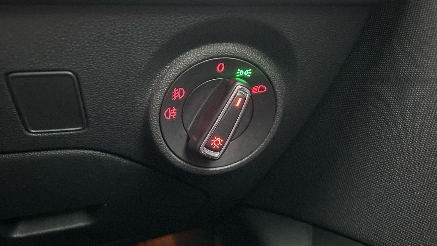 Used SEAT Leon 2017 for sale - 77930505: Photo 25