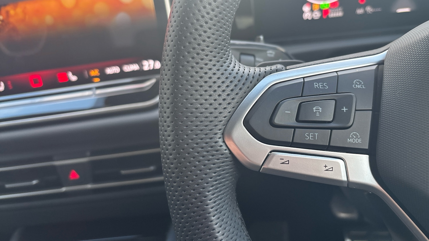 Used Volkswagen Tiguan 2025 for sale - 77273473: Photo 17