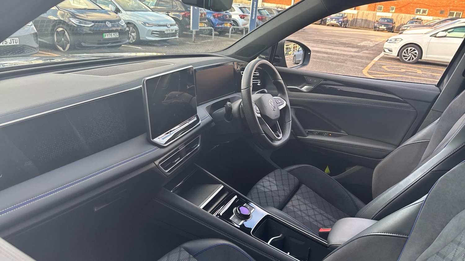 Used Volkswagen Tiguan 2025 for sale - 77273473: Photo 2