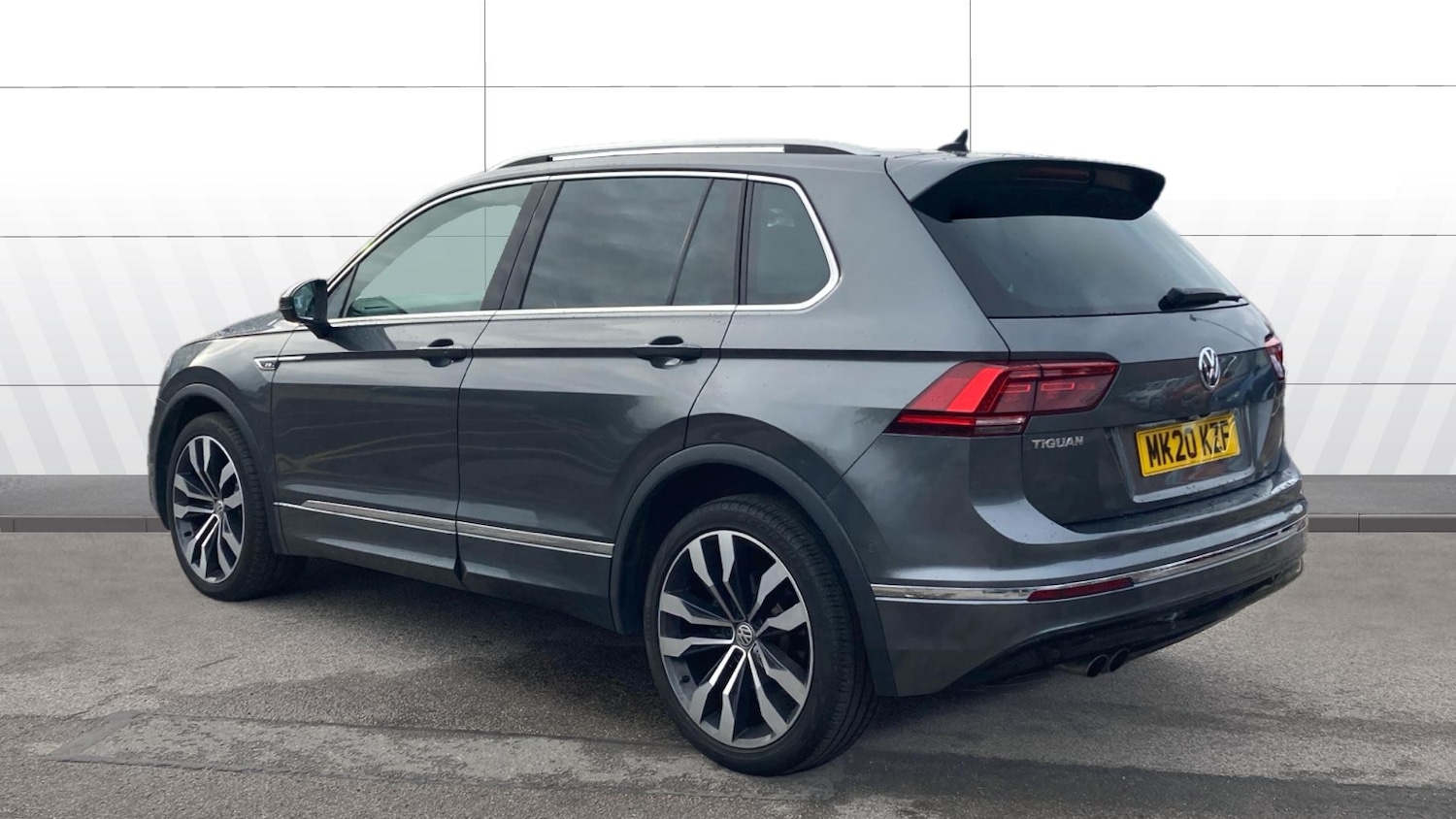 Used Volkswagen Tiguan 2020 for sale - 76684007: Photo 2