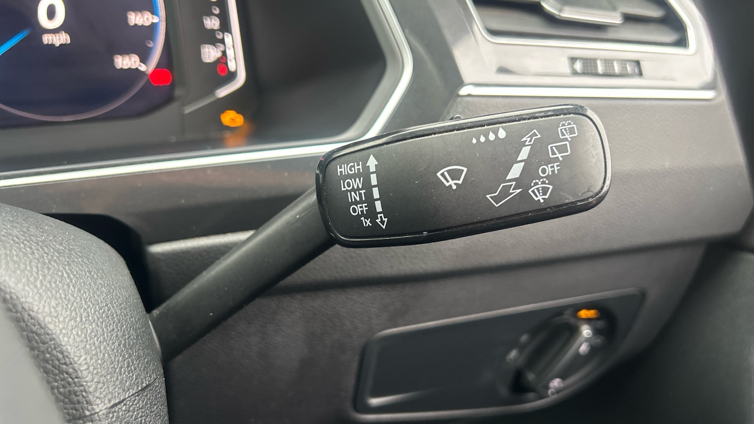 Used Volkswagen Tiguan 2023 for sale - 78092624: Photo 34