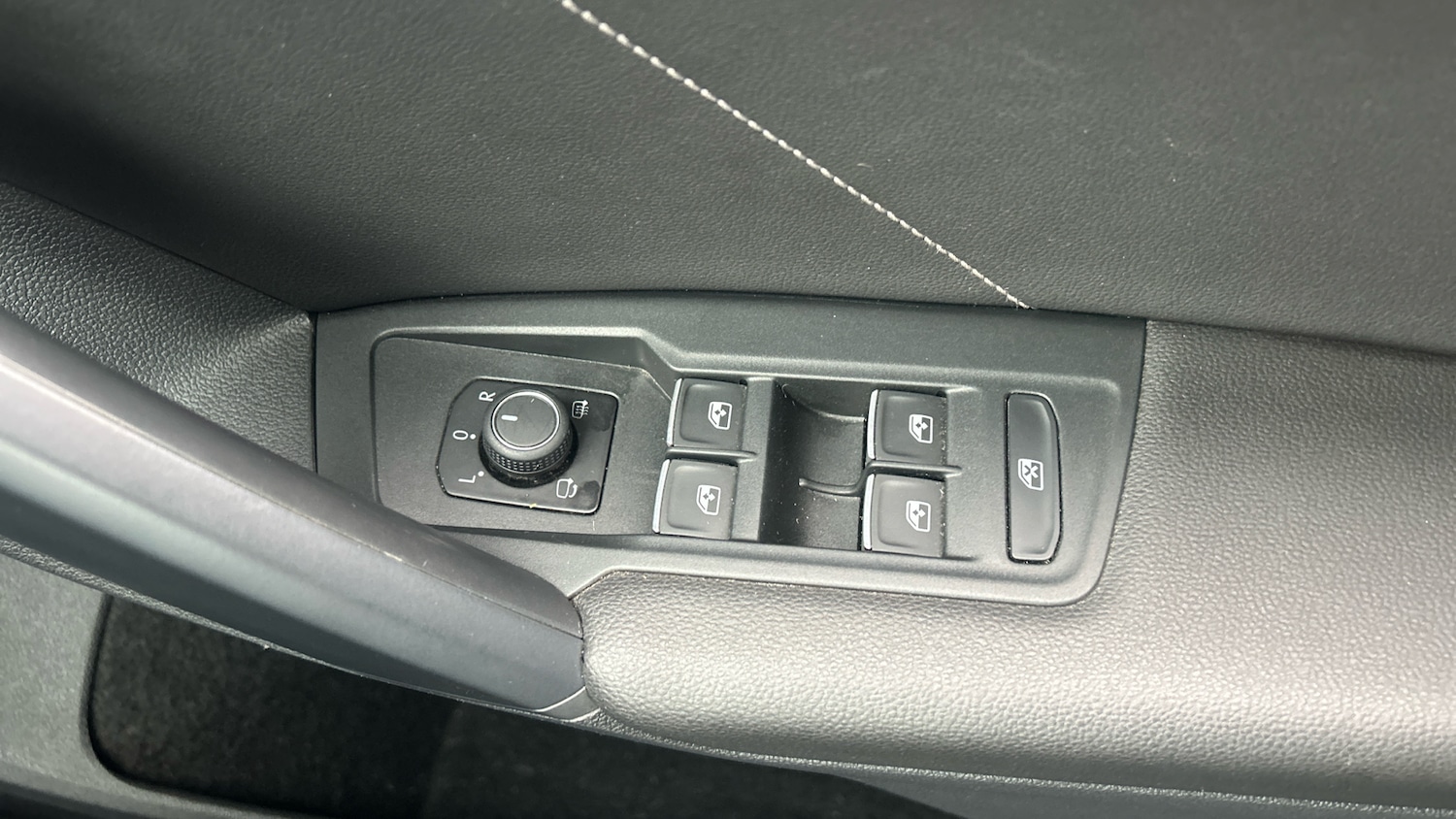 Used Volkswagen Tiguan 2023 for sale - 78092624: Photo 36