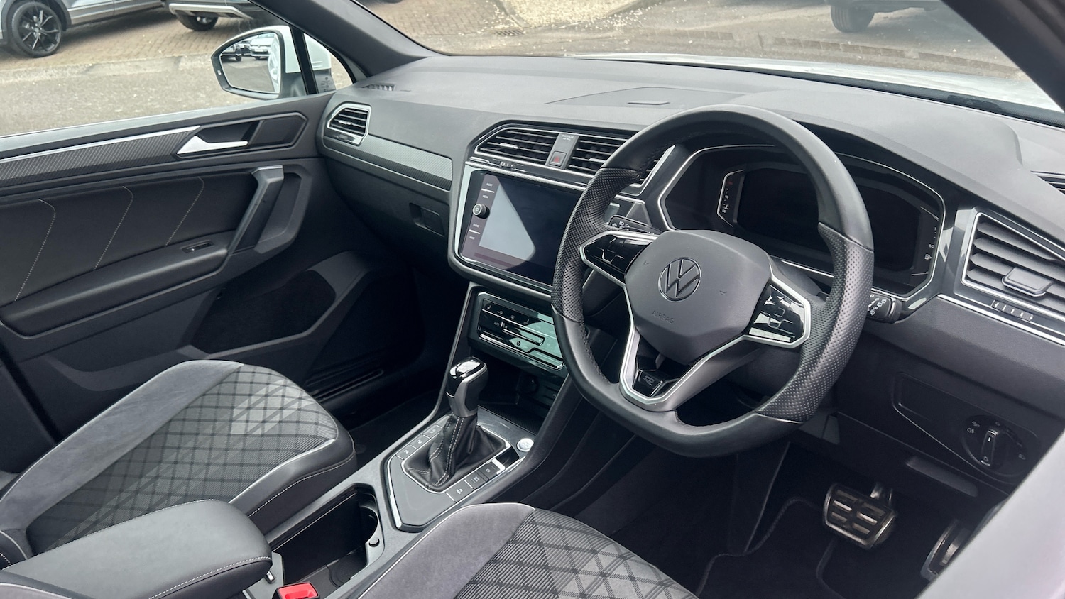 Used Volkswagen Tiguan 2023 for sale - 78092624: Photo 6