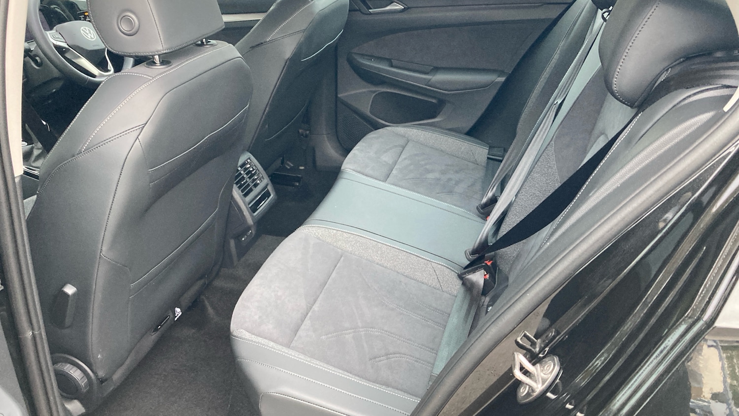 Used Volkswagen Golf 2025 for sale - 76504862: Photo 16