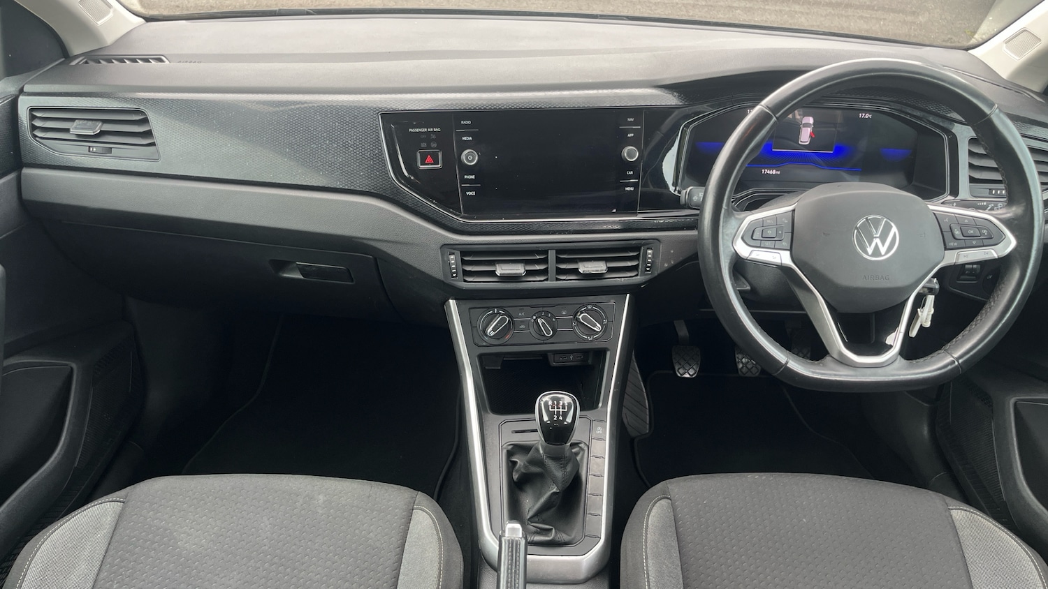 Used Volkswagen Polo 2024 for sale - 77046551: Photo 9