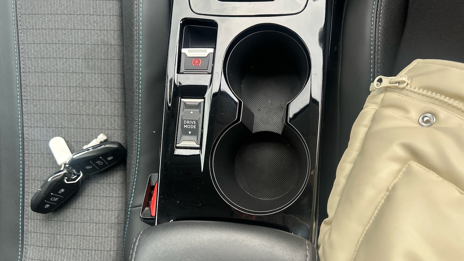 Used Peugeot 208 2023 for sale - 76383066: Photo 29