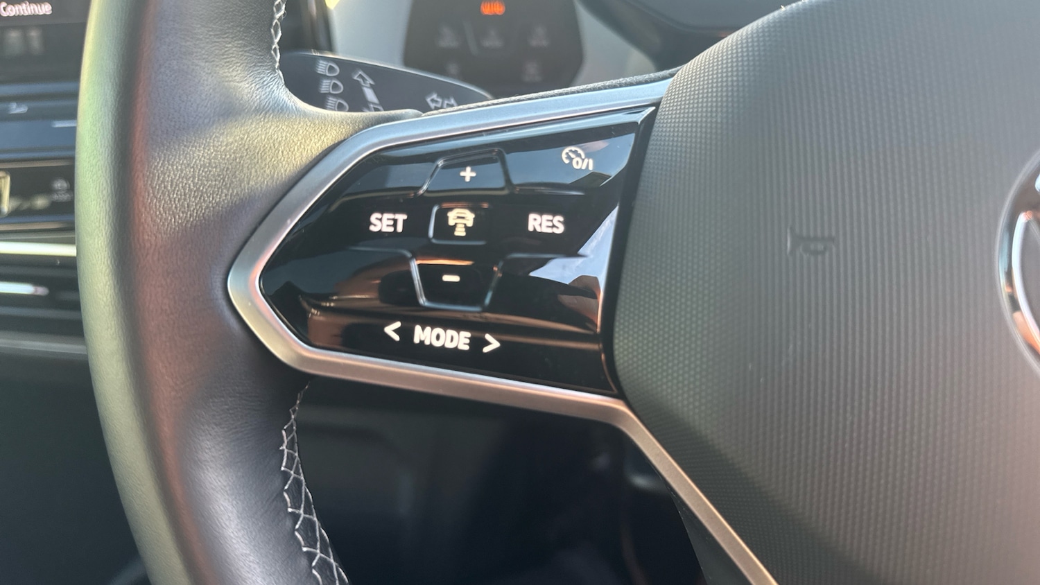 Used Volkswagen ID.3 2022 for sale - 76748865: Photo 32