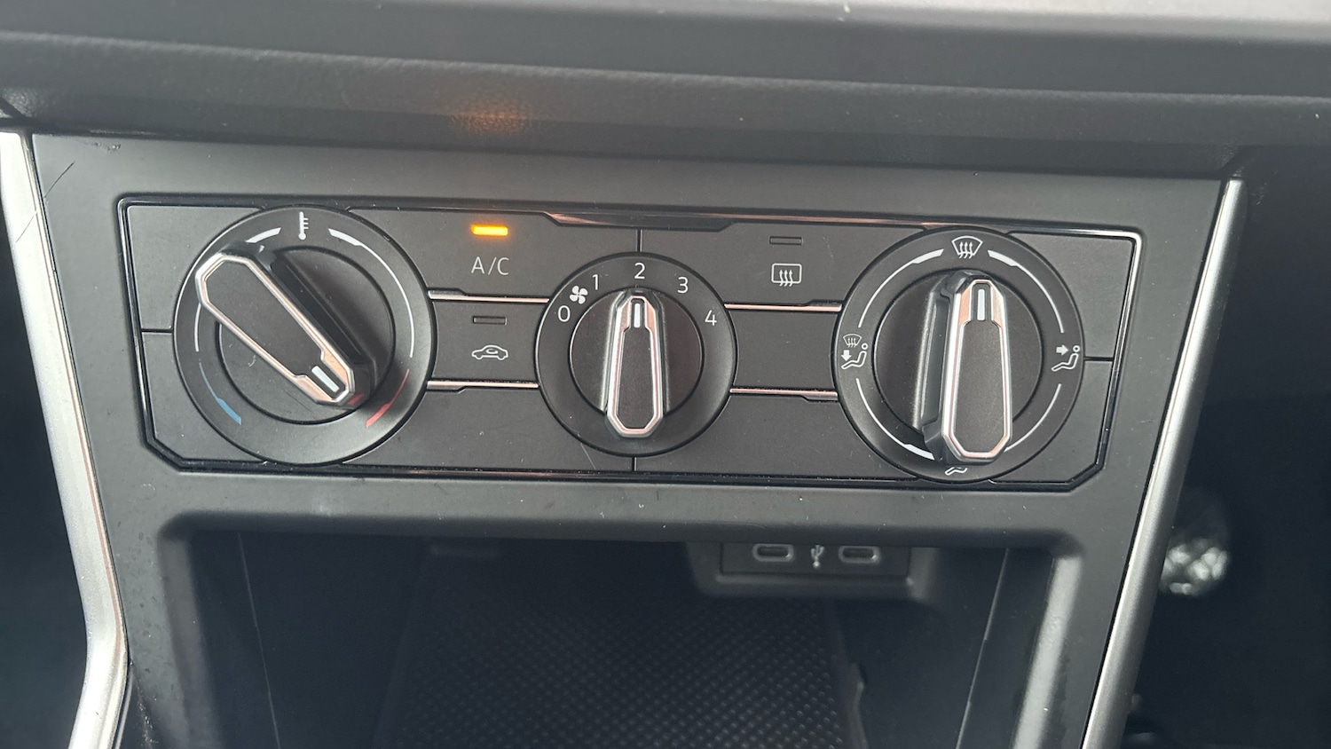 Used Volkswagen Polo 2023 for sale - 77034220: Photo 26