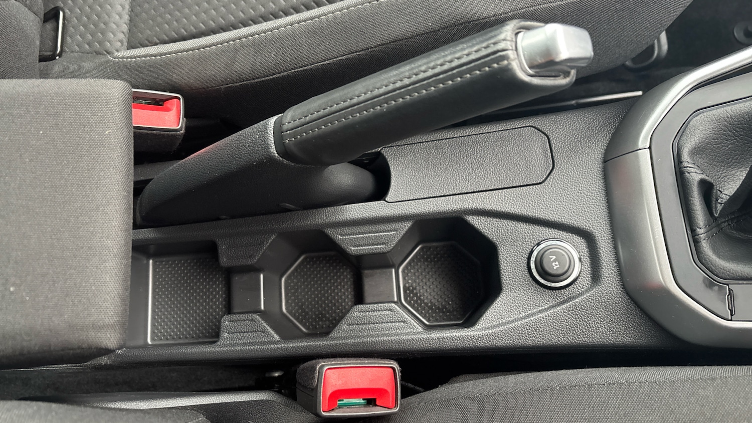 Used Volkswagen Polo 2023 for sale - 77034220: Photo 30