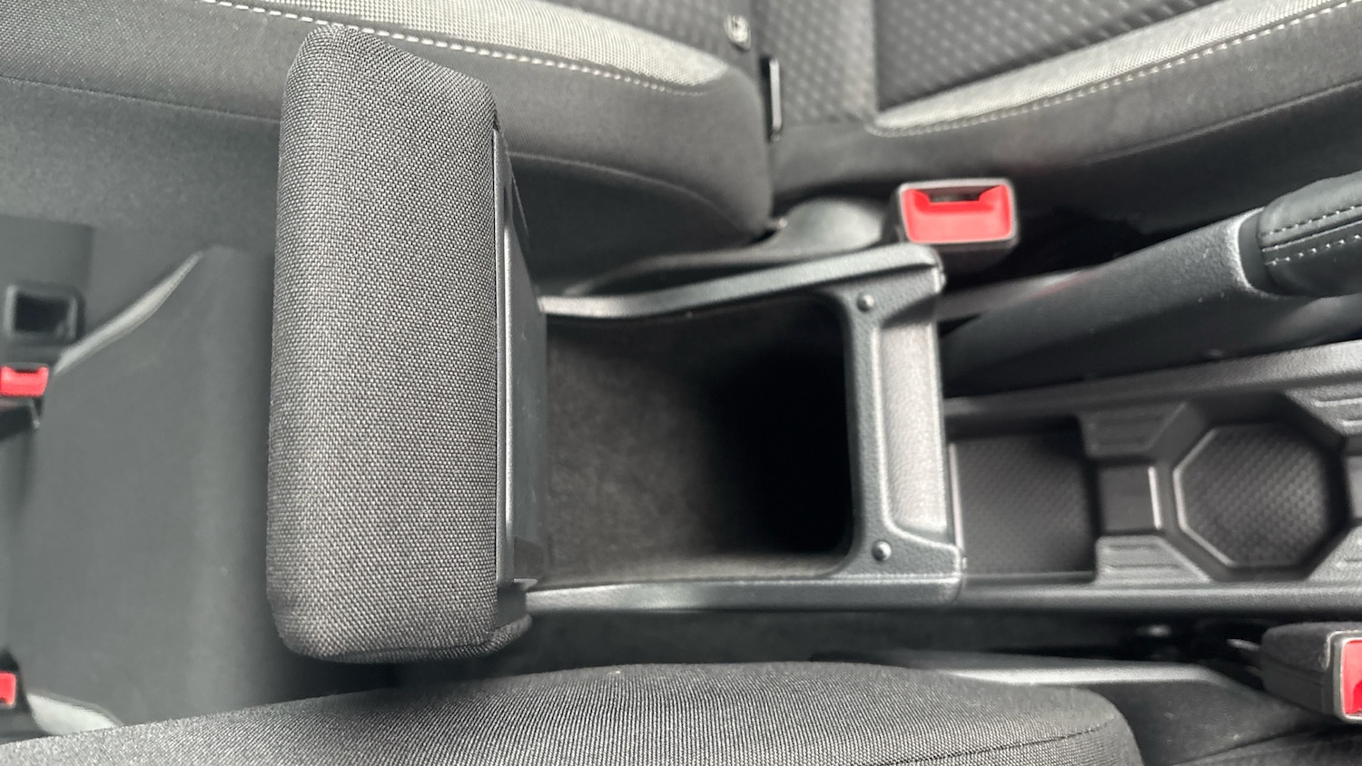 Used Volkswagen Polo 2023 for sale - 77034220: Photo 31