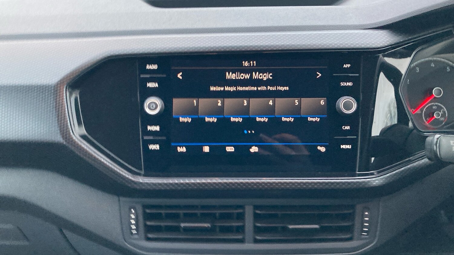 Used Volkswagen T-Cross 2020 for sale - 76567713: Photo 12