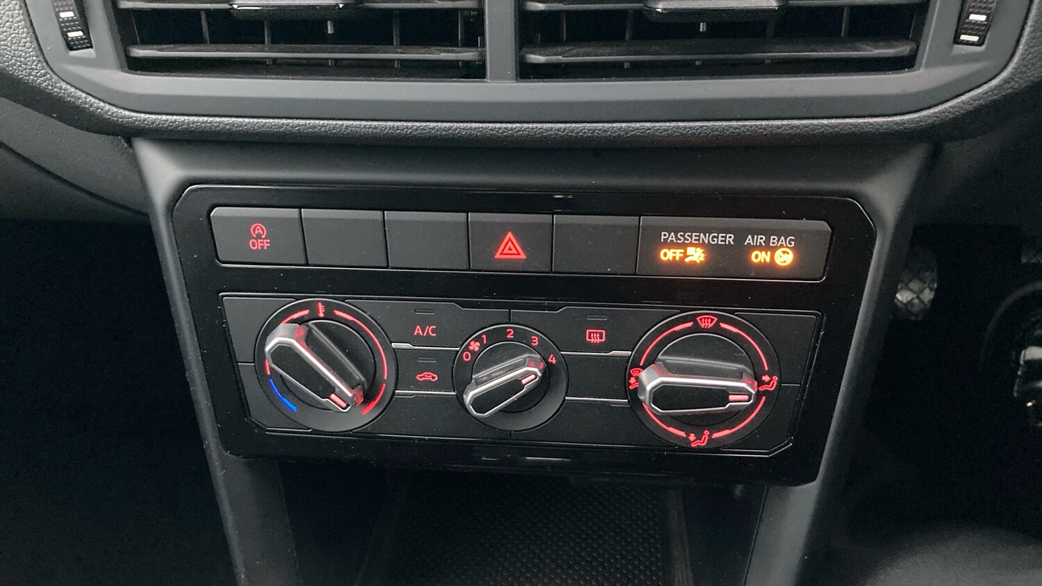 Used Volkswagen T-Cross 2020 for sale - 76567713: Photo 23