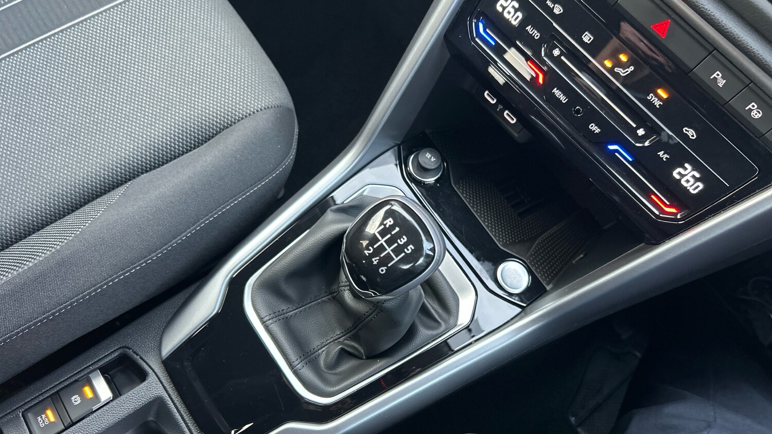 Used Volkswagen T-Roc 2025 for sale - 76959800: Photo 14