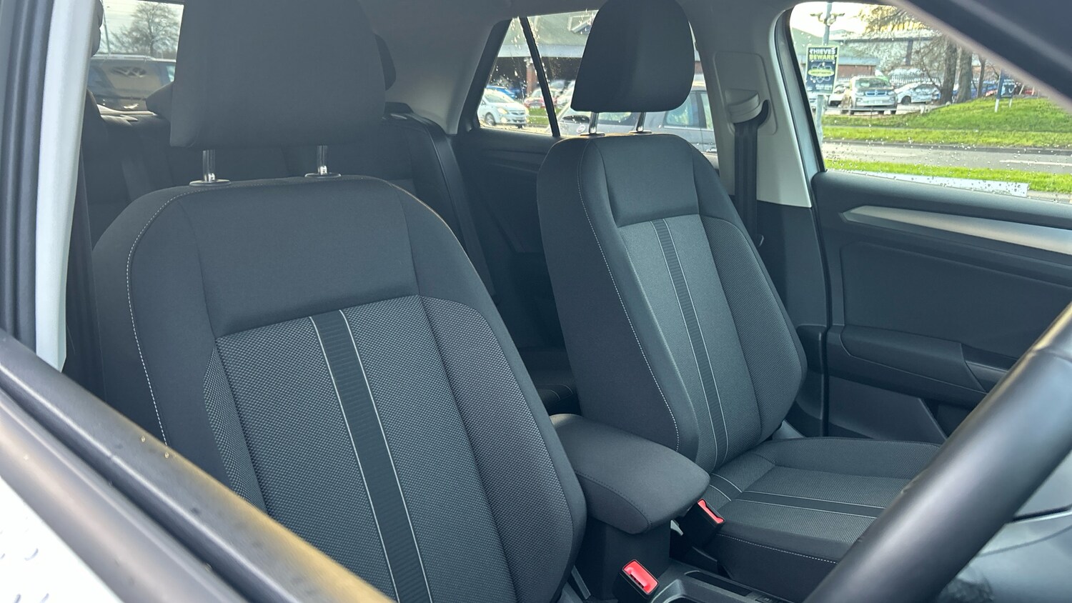 Used Volkswagen T-Roc 2025 for sale - 76959800: Photo 23