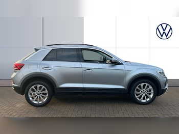 Used Volkswagen T-Roc 2025 for sale - 76959800: Photo