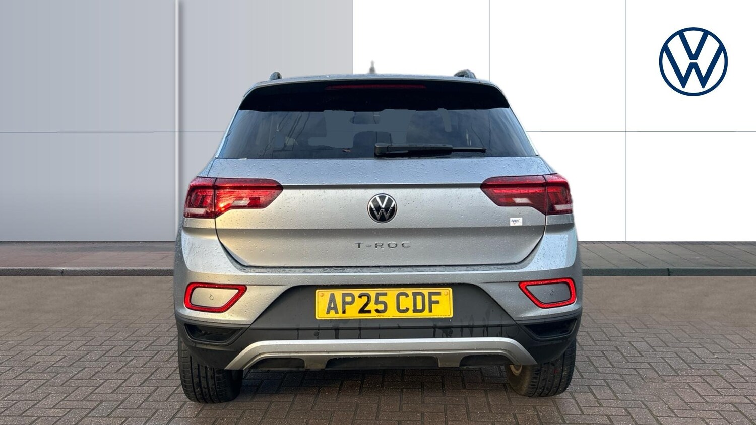 Used Volkswagen T-Roc 2025 for sale - 76959800: Photo 8