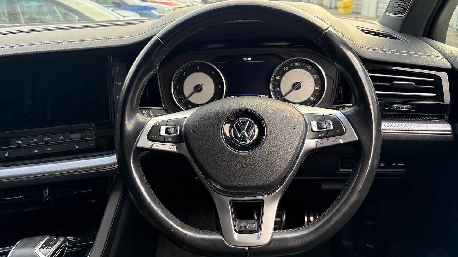 Used Volkswagen Touareg 2019 for sale - 76363297: Photo 10