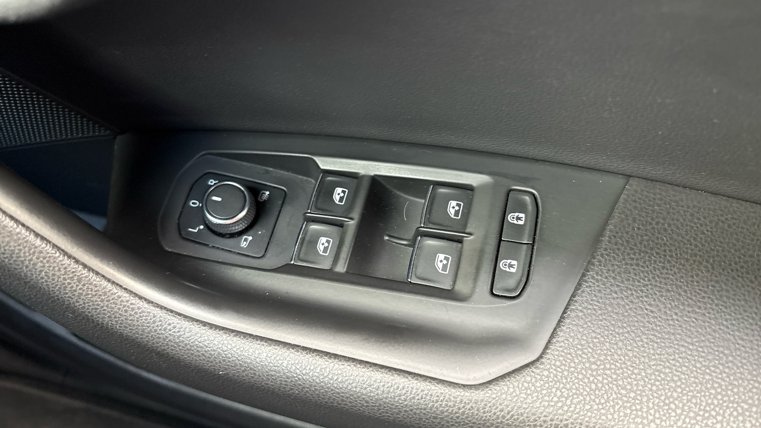 Used Volkswagen Touareg 2019 for sale - 76363297: Photo 23