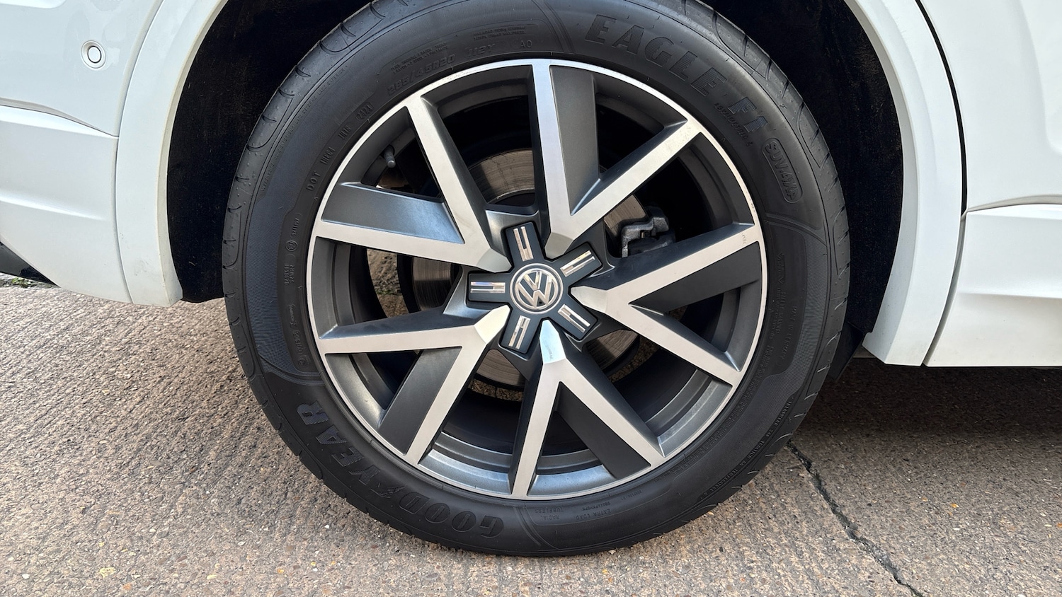 Used Volkswagen Touareg 2019 for sale - 76363297: Photo 43