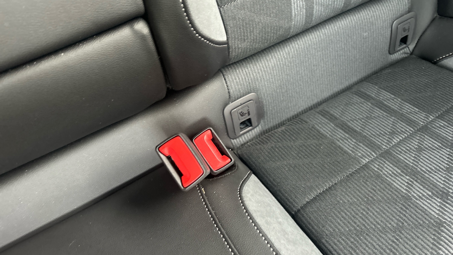 Used Volkswagen T-Roc 2025 for sale - 76402340: Photo 17