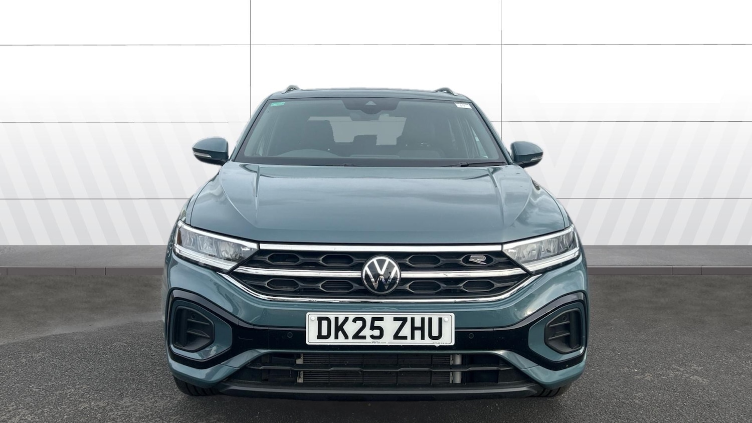 Used Volkswagen T-Roc 2025 for sale - 76402340: Photo 3