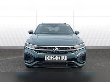 Used Volkswagen T-Roc 2025 for sale - 76402340: Photo