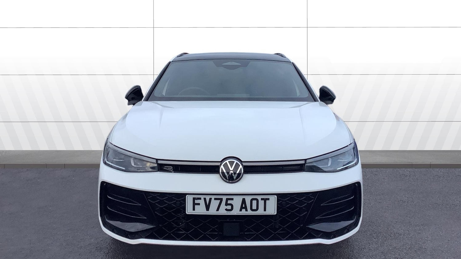 Used Volkswagen Passat 2025 for sale - 77106389: Photo 3