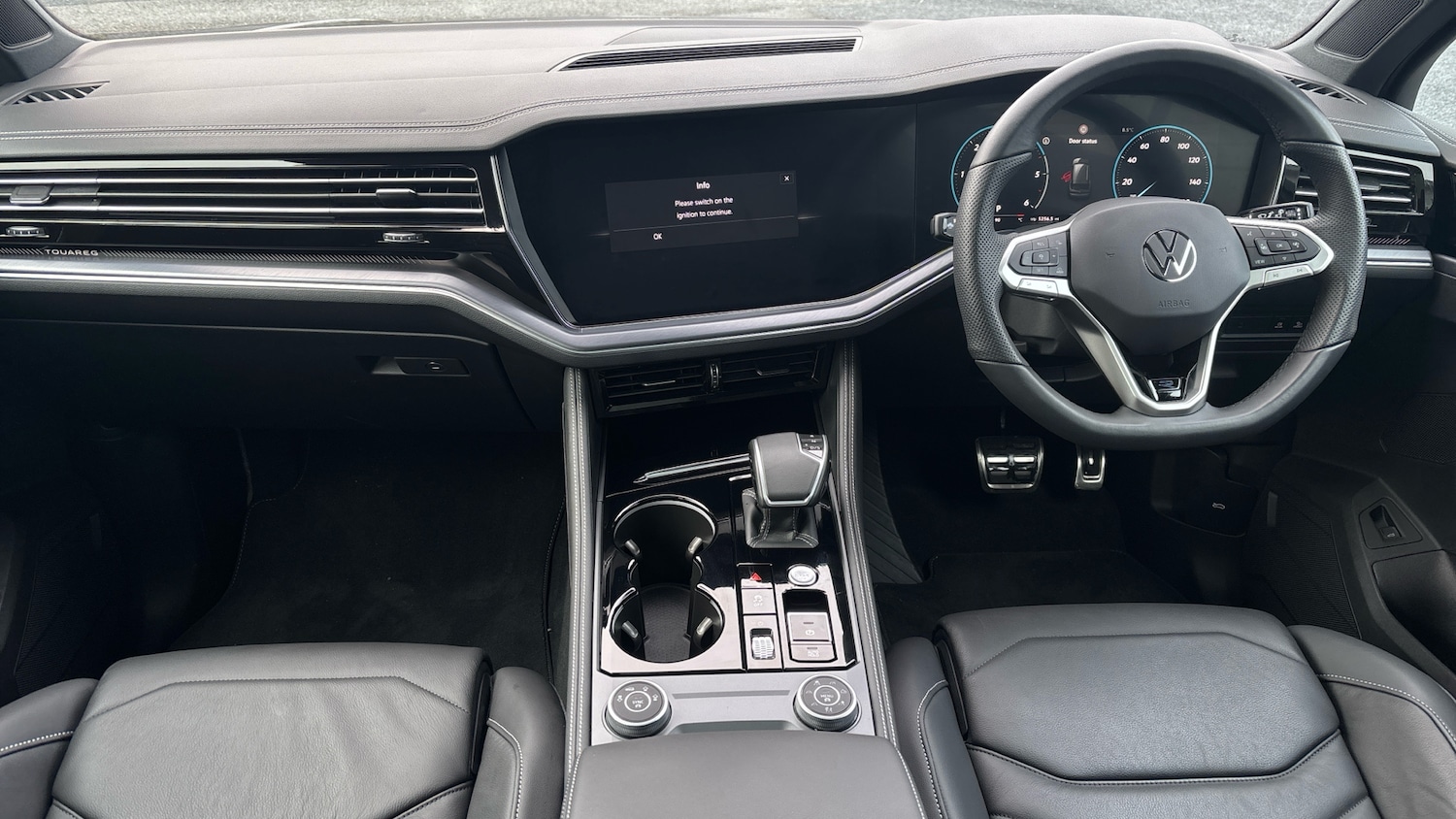 Used Volkswagen Touareg 2025 for sale - 77431557: Photo 10