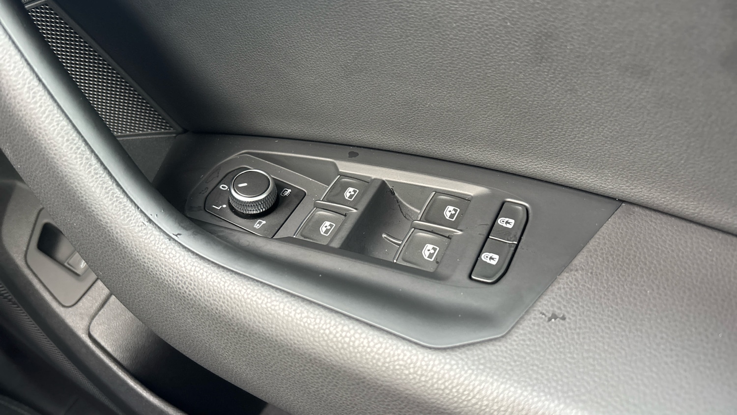 Used Volkswagen Touareg 2025 for sale - 77431557: Photo 22