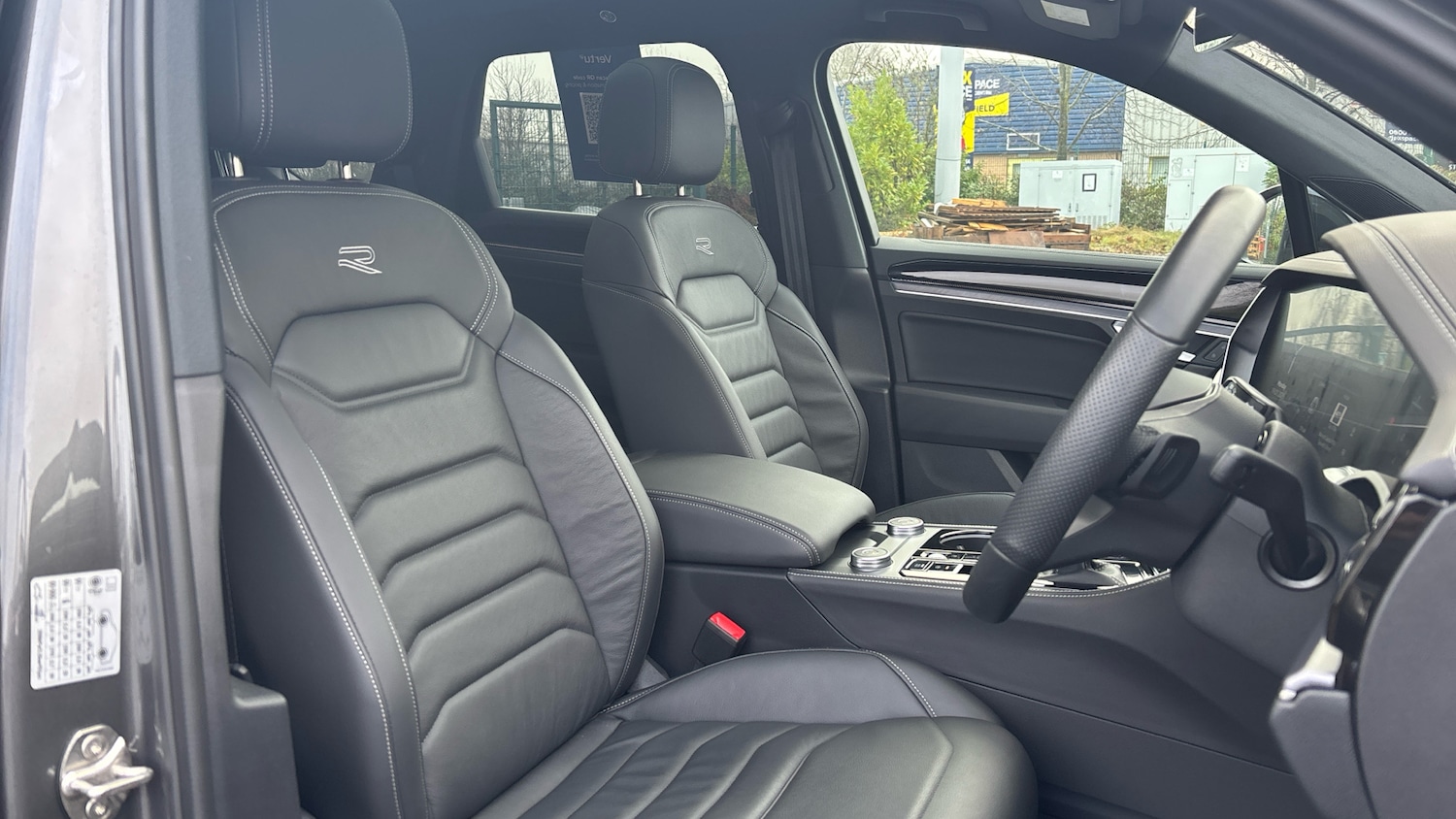 Used Volkswagen Touareg 2025 for sale - 77431557: Photo 24