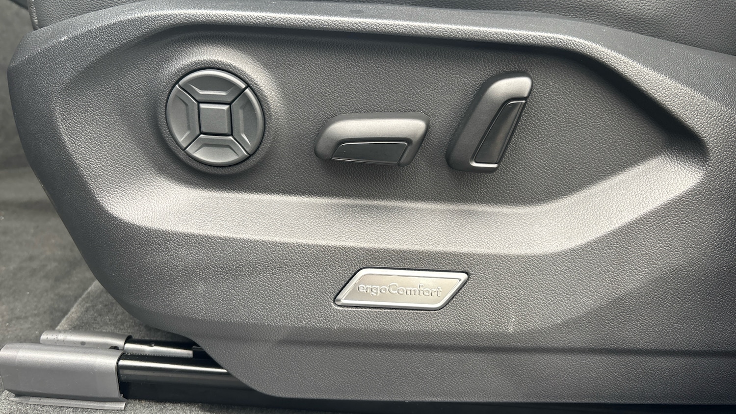 Used Volkswagen Touareg 2025 for sale - 77431557: Photo 63