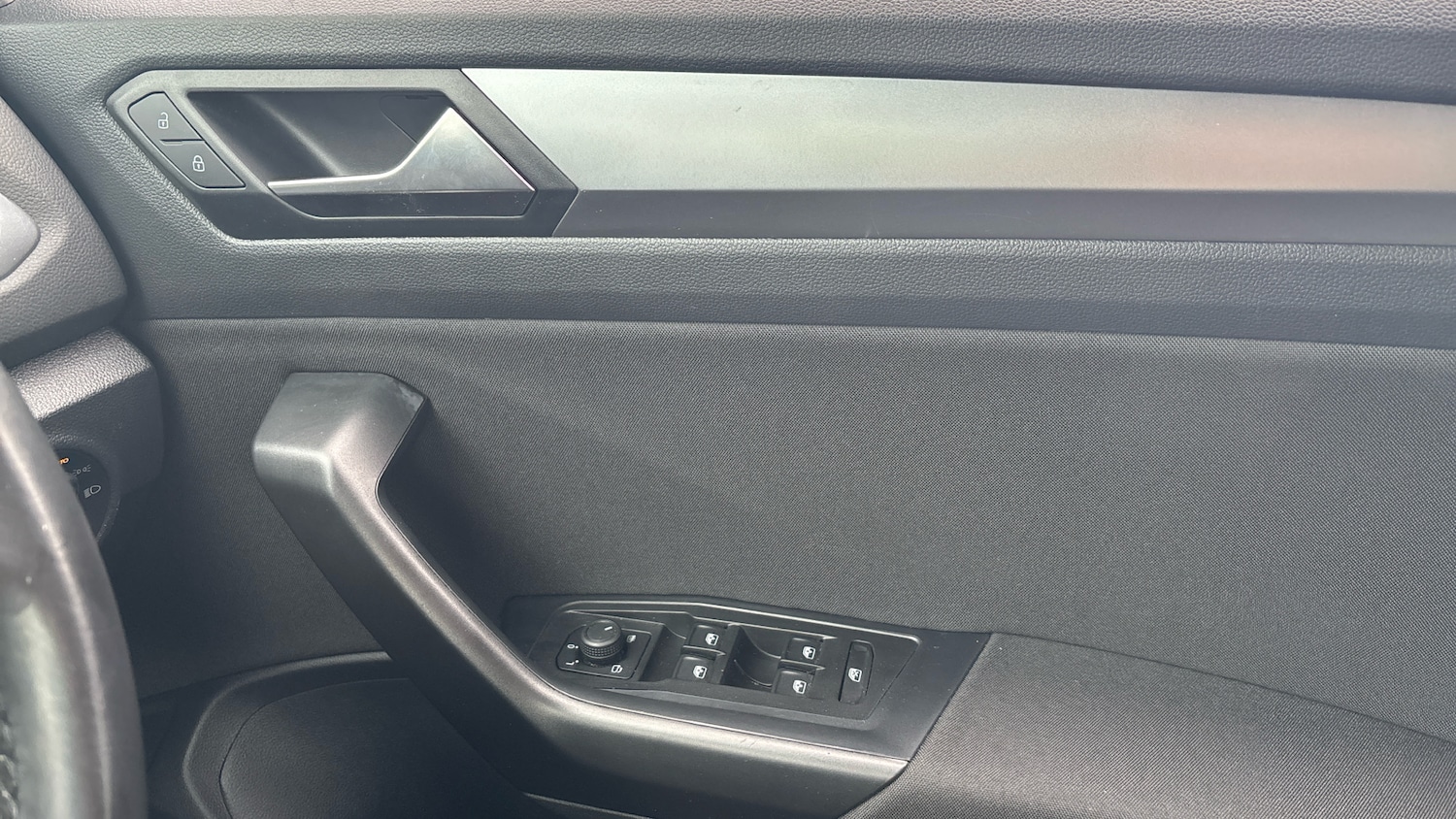 Used Volkswagen T-Roc 2024 for sale - 77746532: Photo 19