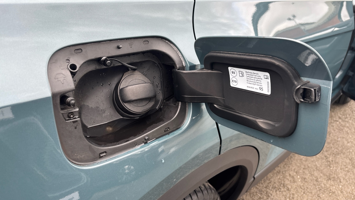 Used Volkswagen T-Roc 2024 for sale - 77746532: Photo 33