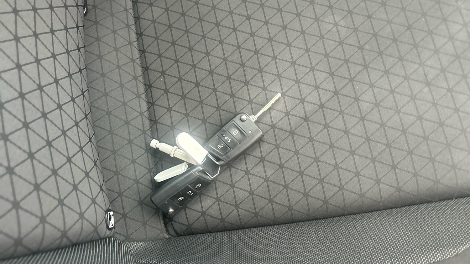 Used Volkswagen T-Cross 2022 for sale - 77034215: Photo 20