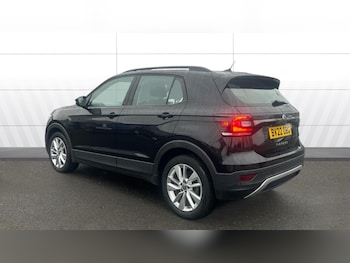 Used Volkswagen T-Cross 2022 for sale - 77034215: Photo