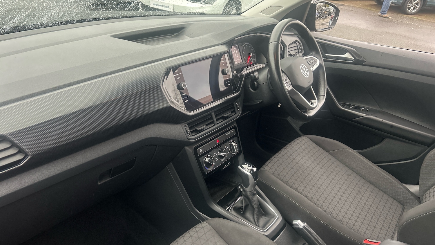 Used Volkswagen T-Cross 2022 for sale - 77034215: Photo 9