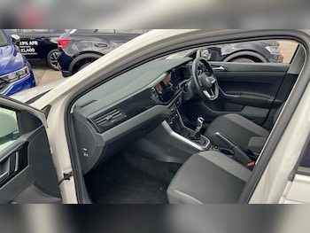 Used Volkswagen Polo 2023 for sale - 75544266: Photo
