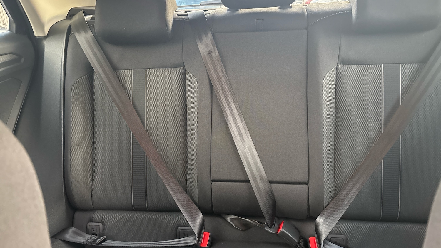 Used Volkswagen T-Roc 2025 for sale - 76366844: Photo 15