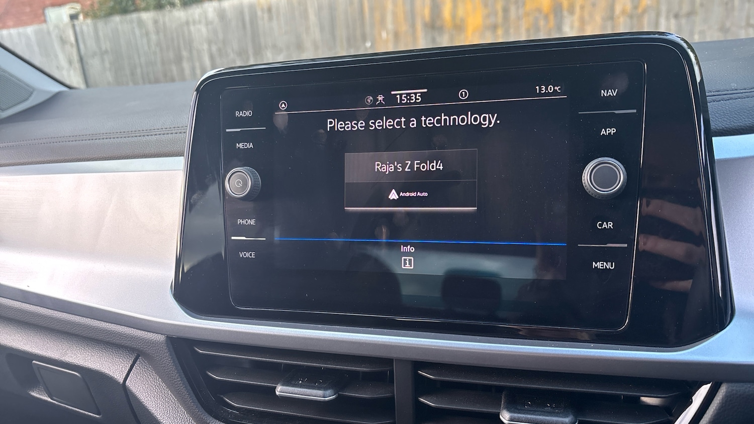 Used Volkswagen T-Roc 2025 for sale - 76366844: Photo 30