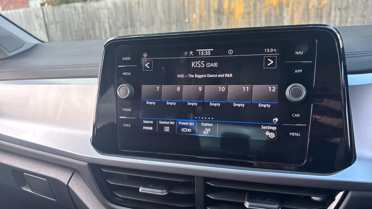 Used Volkswagen T-Roc 2025 for sale - 76366844: Photo 31