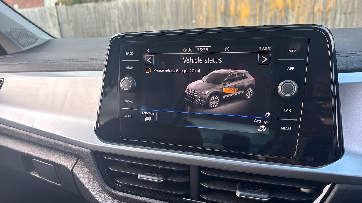 Used Volkswagen T-Roc 2025 for sale - 76366844: Photo 32