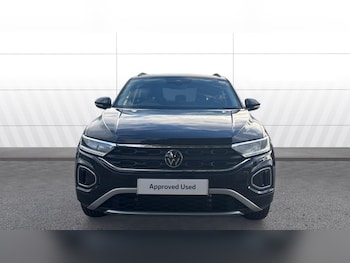Used Volkswagen T-Roc 2025 for sale - 76366844: Photo